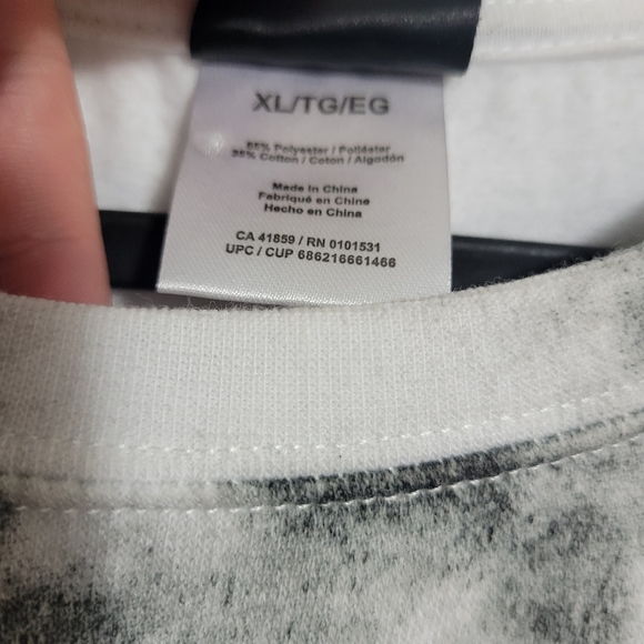 DISNEY | nightmare before christmas long sleeve sweatshirt XL - Picture 4 of 5